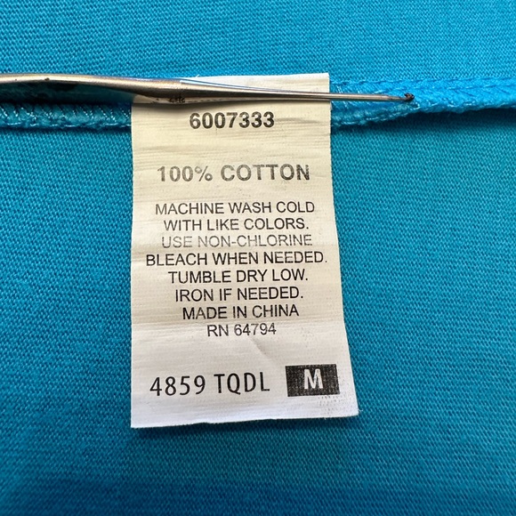 Peaches long sleeved tee. Teal blue. Women’s Medium. - Picture 6 of 8